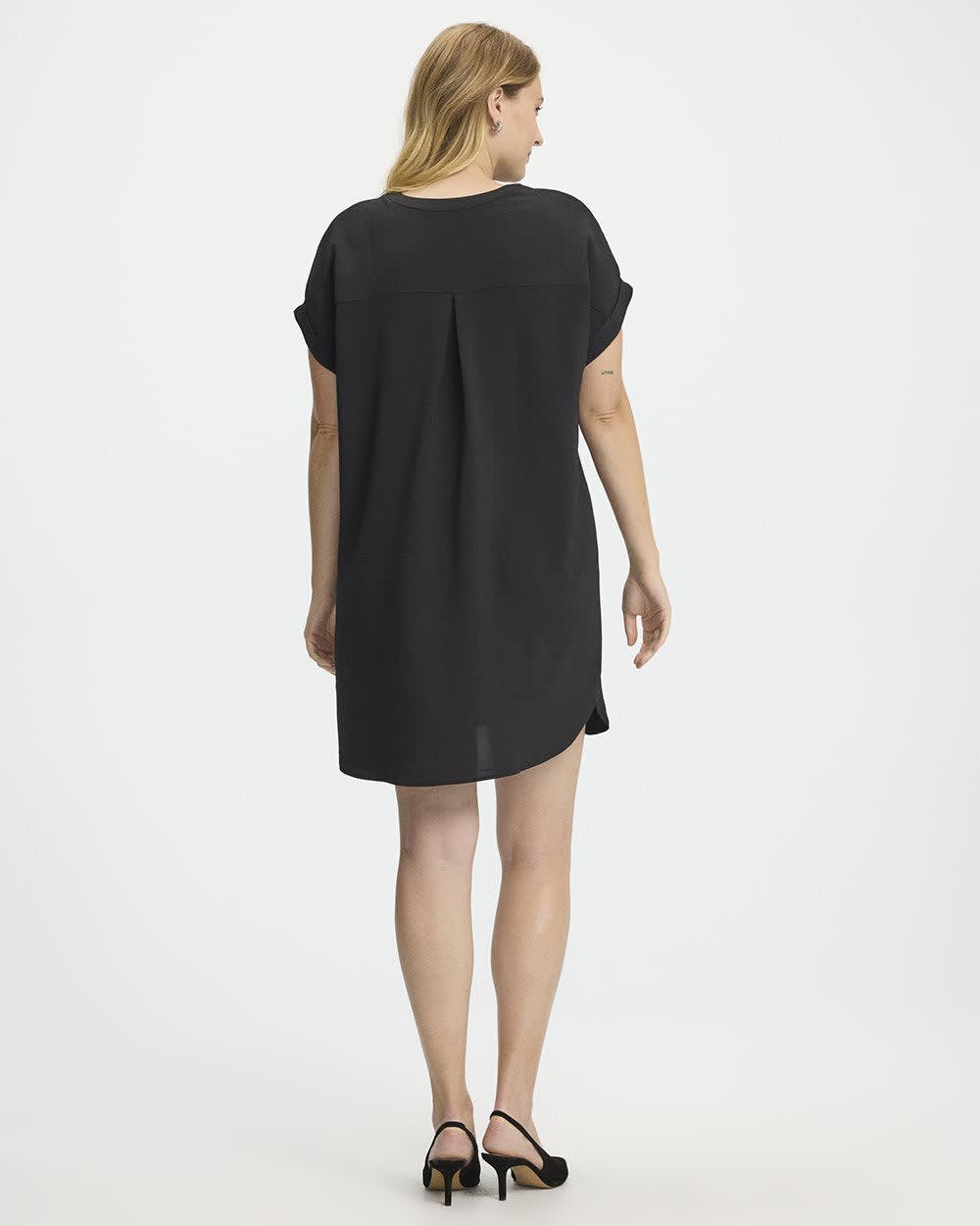 Short-Sleeve Loose Dress with Split Neckline